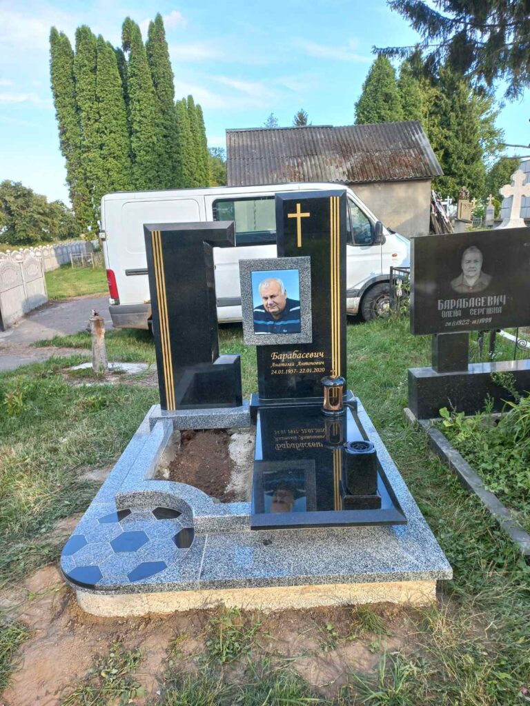 Авторський пам'ятник скульптура ангела Луцьк