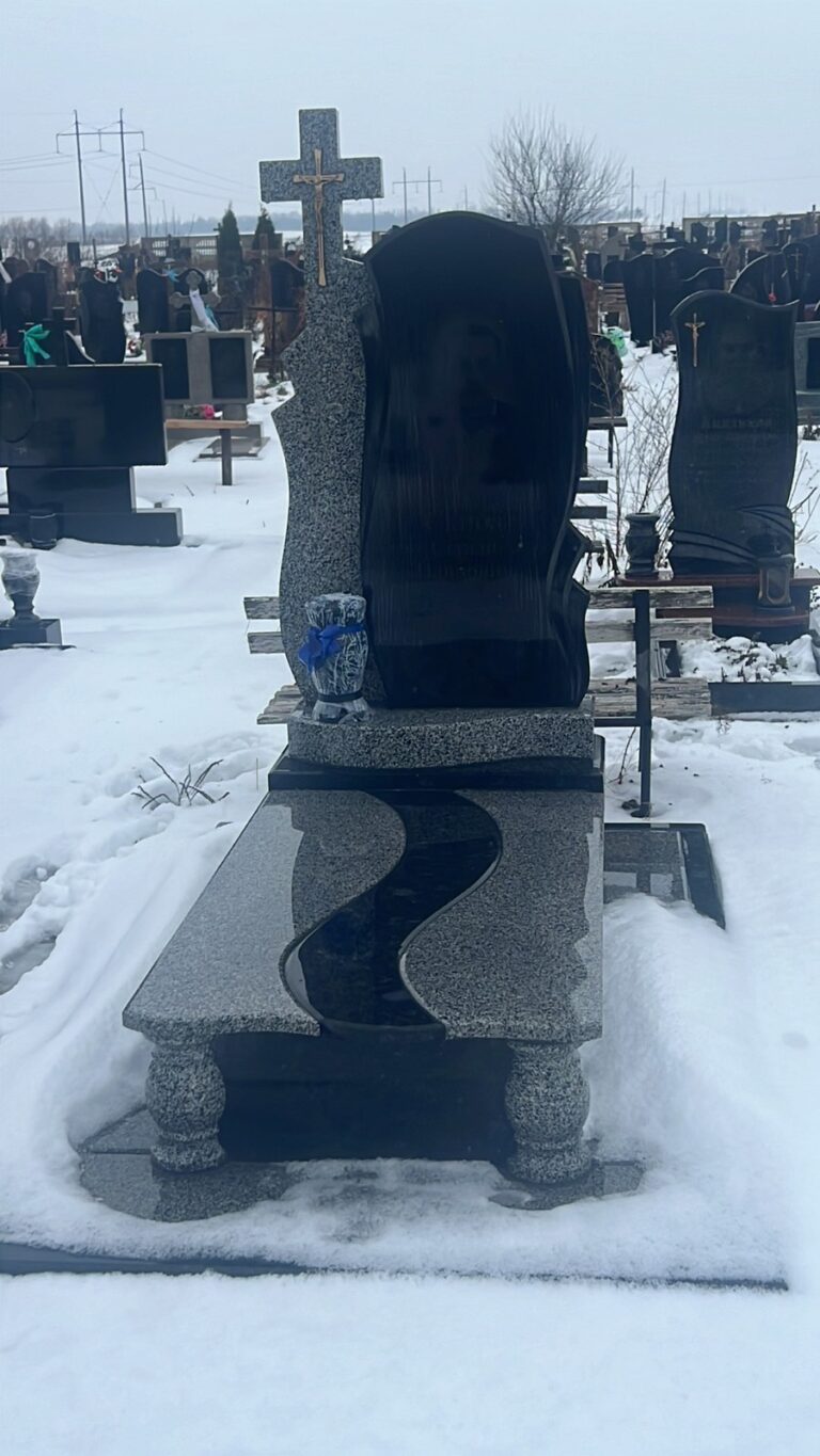 Пам'ятник фермеру — Луцьк Волинь