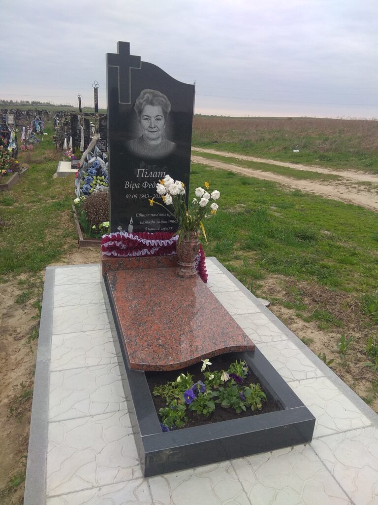 Ручна різьба орнамент — майстерня Луцьк