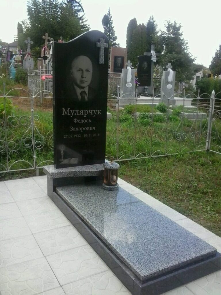 Ікона Богородиці лабрадорит — Луцьк Волинь