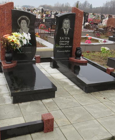 Подвійний пам'ятник дві арки Луцьк