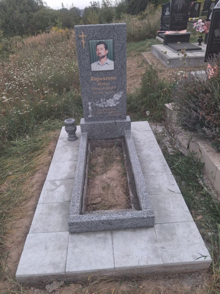 Одинарний пам'ятник встановлений — Рожище Луцьк